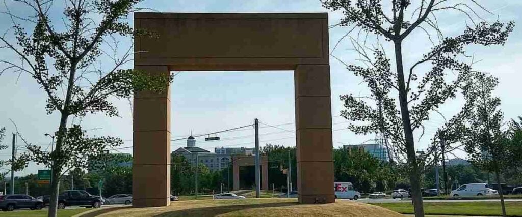 View of Ballantyne’s Arch.
