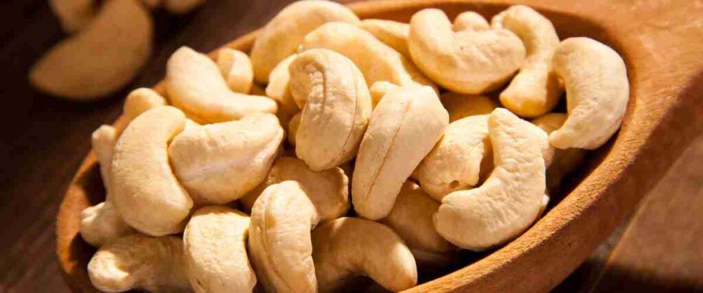 small bowl of cashews
