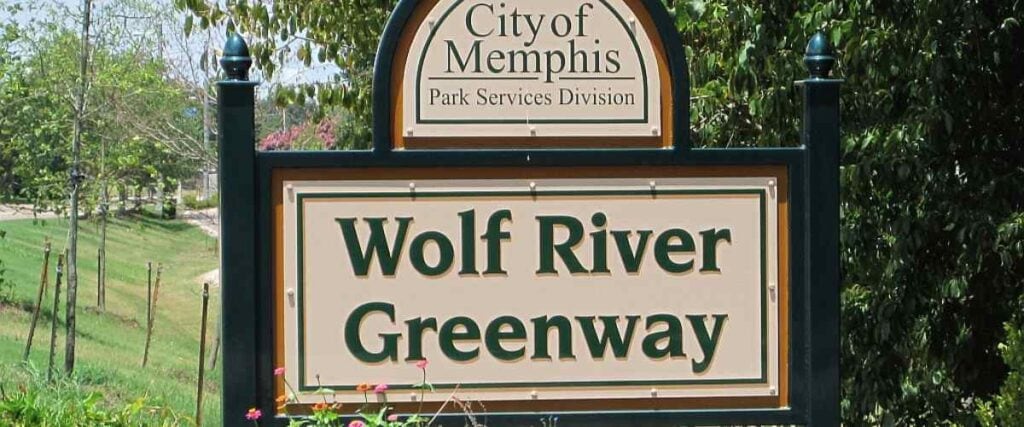 Welcome sign at the "Wolf Fiver Greenway" in Memphis, TN!