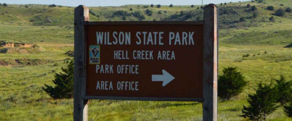Official state park welcome sign into the Wilson State Park area. 