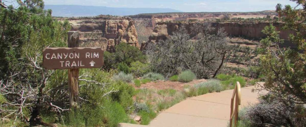The welcoming sign to the Canyon Rim Trail in New Mexico.