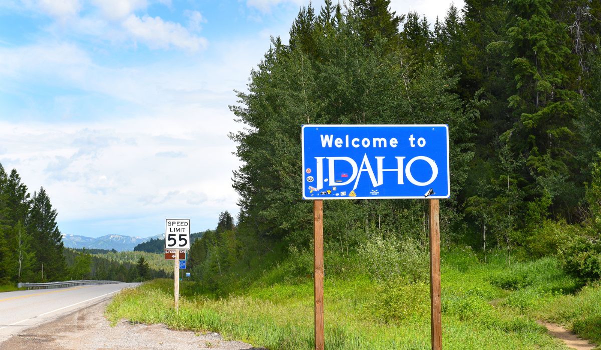Welcome sign entering the state of Idaho.