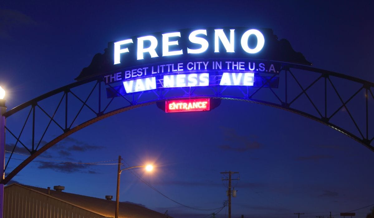 Sign to enter Fresno, CA. 